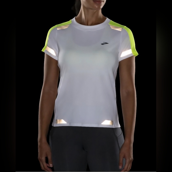 NWT Brooks Women's Run Visible Short Sleeve Performance Tee, Size S - Picture 4 of 8